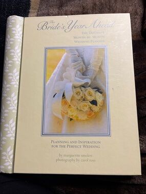 The Bride's Year Ahead Wedding Planner - Cream